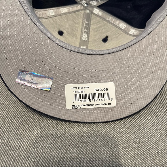 Brand New with Tags - New Era Blue Jays - Picture 3 of 5